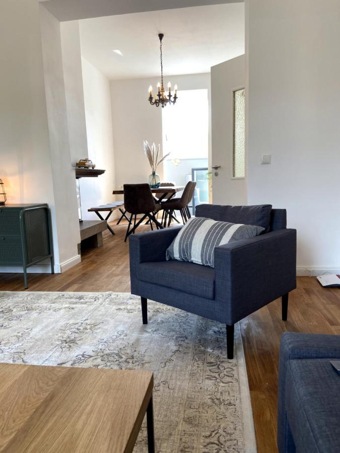 Wunderschoene Sanierte Wohnung Vor Den Toren Koelns Exteriör bild